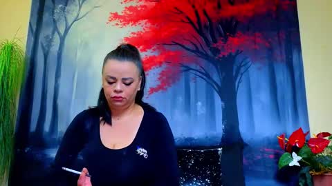     online show from October 2025 09:37:02 PM