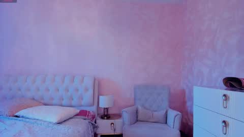 Mozelle online show from April 2026 07:31:01 AM