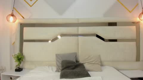 Sammi online show from March 2026 04:06:01 AM