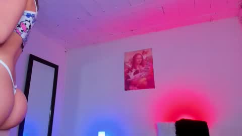 Snapshot of sammy_greyy1 chatting on October 2025 06:26:01 AM sammy_greyy1 online show from October 2025 06:26:01 AM