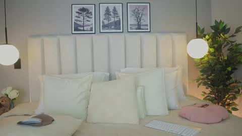 Ana online show from May 2026 02:08:02 AM