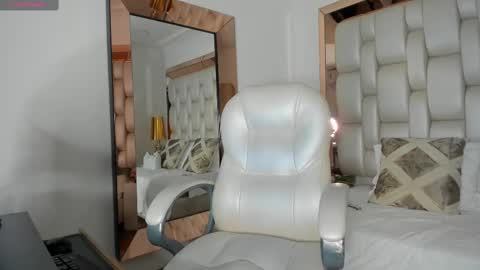 Sammy online show from November 2025 04:38:02 PM