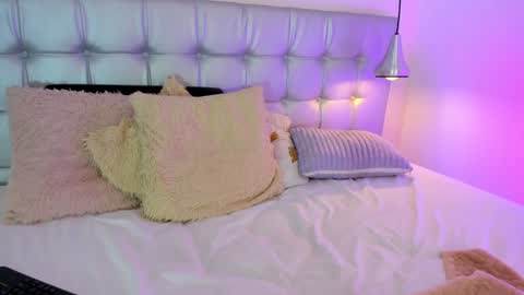 Axel online show from February 2025 11:34:02 PM