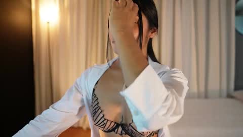 Sam online show from September 2025 10:42:01 PM