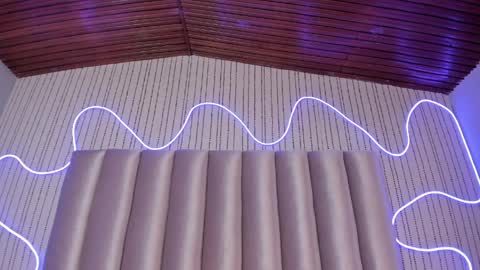 Samantha   online show from April 2026 03:07:02 AM