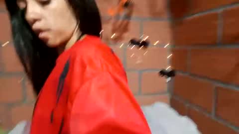 Samantha ferrer online show from October 2025 01:08:02 PM