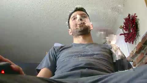 Snapshot of samthebully chatting on November 2025 12:54:01 AM SamTheBully online show from November 2025 12:54:01 AM