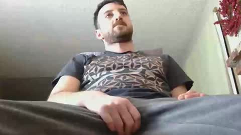 Snapshot of samthebully chatting on November 2025 01:48:02 AM SamTheBully online show from November 2025 01:48:02 AM