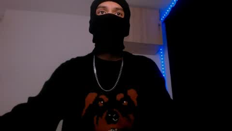 Snapshot of samuel_suarez chatting on December 2024 12:00:02 AM online show from December 2024 12:00:02 AM