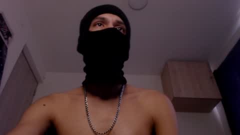 Snapshot of samuel_suarez chatting on January 2025 04:33:02 PM online show from January 2025 04:33:02 PM