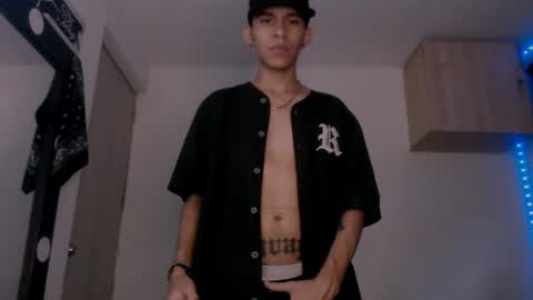 Snapshot of samuel_suarez chatting on January 2025 12:16:01 AM online show from January 2025 12:16:01 AM