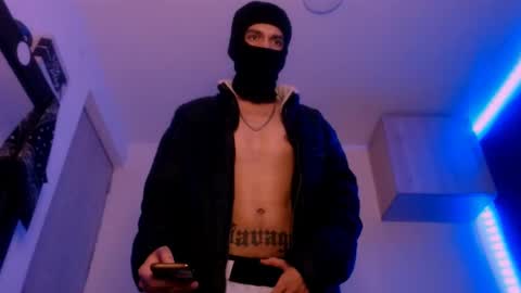 Snapshot of samuel_suarez chatting on February 2025 08:24:01 PM online show from February 2025 08:24:01 PM