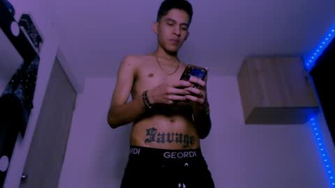 Snapshot of samuel_suarez chatting on February 2025 12:38:02 AM online show from February 2025 12:38:02 AM