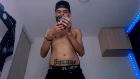 Snapshot of samuel_suarez chatting on March 2025 06:22:02 PM online show from March 2025 06:22:02 PM