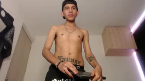 Snapshot of samuel_suarez chatting on March 2025 10:53:01 PM online show from March 2025 10:53:01 PM