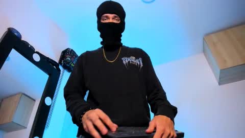 Snapshot of samuel_suarez chatting on September 2025 09:53:02 AM online show from September 2025 09:53:02 AM