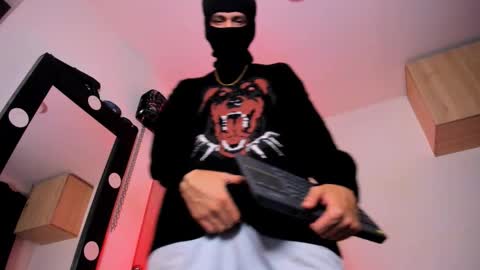 Snapshot of samuel_suarez chatting on September 2025 09:42:02 AM online show from September 2025 09:42:02 AM