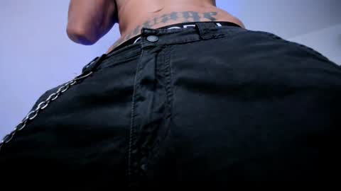 Snapshot of samuel_suarez chatting on September 2025 02:41:01 PM online show from September 2025 02:41:01 PM