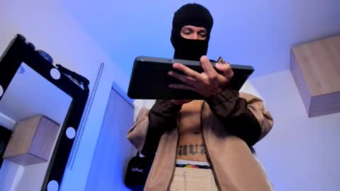 Snapshot of samuel_suarez chatting on September 2025 07:07:02 PM online show from September 2025 07:07:02 PM