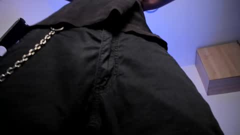 Snapshot of samuel_suarez chatting on September 2025 05:23:02 AM online show from September 2025 05:23:02 AM