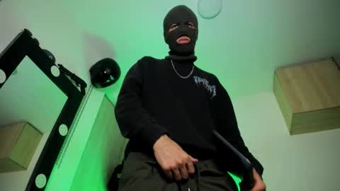 Snapshot of samuel_suarez chatting on October 2025 02:28:02 AM online show from October 2025 02:28:02 AM