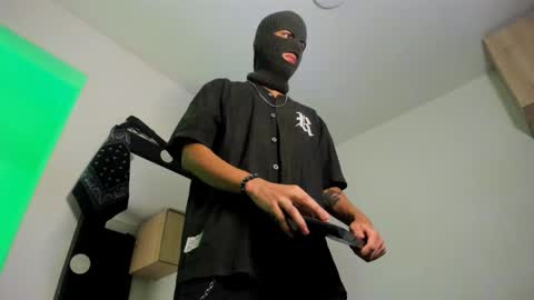 Snapshot of samuel_suarez chatting on October 2025 05:30:02 AM online show from October 2025 05:30:02 AM