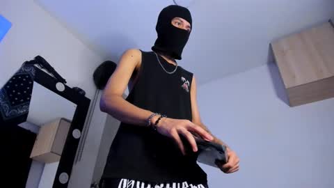 Snapshot of samuel_suarez chatting on October 2025 06:54:01 AM online show from October 2025 06:54:01 AM