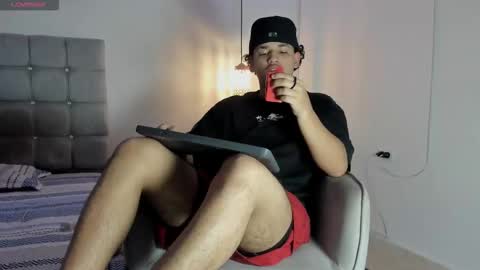 samxx_muscle online show from October 2025 03:07:02 PM