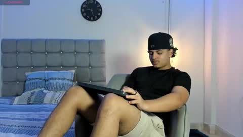 samxx_muscle online show from October 2025 02:04:02 PM