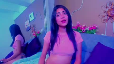 Laura mejia online show from June 2026 01:59:02 PM