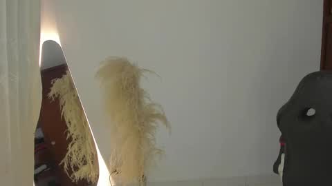 Hello I am absent due to a family calamity I will return soon-hola estoy ausente por un problema familiar volvere pronto. online show from February 2025 02:07:02 AM