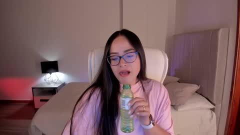 Samy online show from October 2025 09:35:01 PM