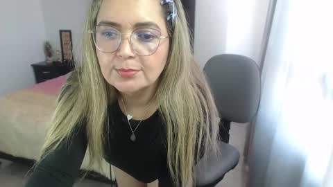 Snapshot of samy_vsn chatting on January 2025 03:46:01 PM samy_vsn online show from January 2025 03:46:01 PM