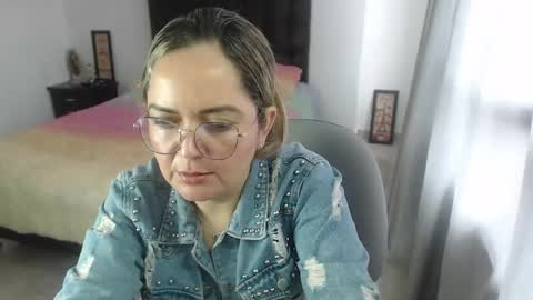 Snapshot of samy_vsn chatting on January 2025 05:08:01 PM samy_vsn online show from January 2025 05:08:01 PM