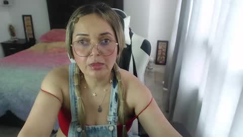 Snapshot of samy_vsn chatting on February 2025 06:01:01 PM samy_vsn online show from February 2025 06:01:01 PM
