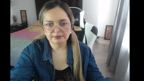 Snapshot of samy_vsn chatting on February 2025 04:57:01 PM samy_vsn online show from February 2025 04:57:01 PM