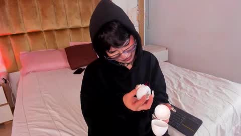 Snapshot of samysharky chatting on September 2025 02:08:02 PM samysharky online show from September 2025 02:08:02 PM