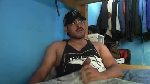 sandalo123 online show from April 2026 06:01:02 PM