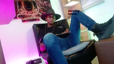 Sander online show from November 2025 09:48:01 PM