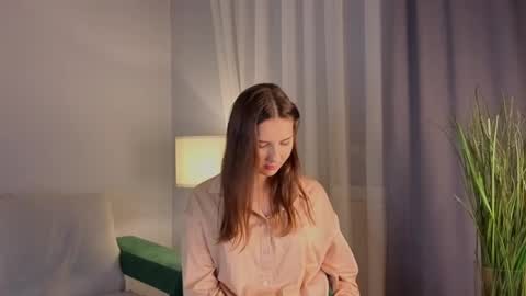 Isabel but you can call me Bella online show from November 2025 12:49:01 AM