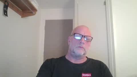 sandnesrune523 online show from March 2026 05:30:01 PM