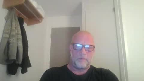 sandnesrune523 online show from March 2026 06:55:02 PM