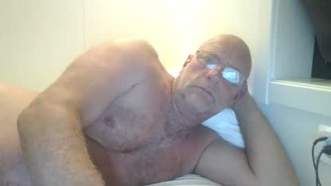 sandnesrune523 online show from June 2026 05:08:01 AM