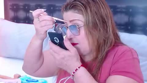 Snapshot of sandra_20_ chatting on October 2025 10:27:01 AM SANDRA online show from October 2025 10:27:01 AM