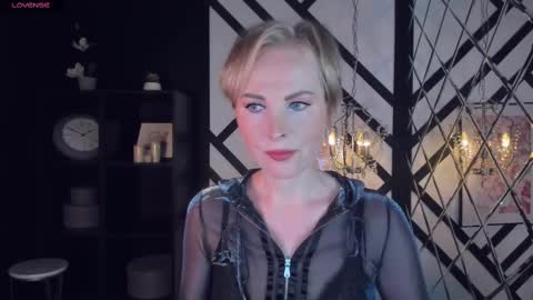 Sandra online show from February 2025 05:58:02 AM