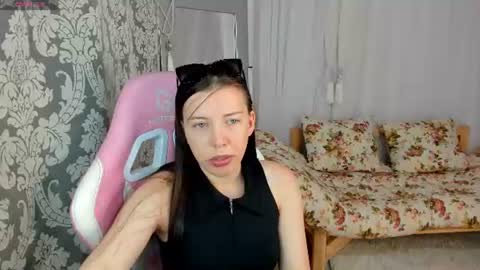Sandra online show from July 2026 04:41:01 AM