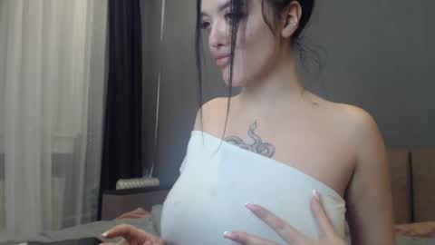 Snapshot of sandra_smith3007 chatting on December 2024 10:27:01 PM sandra_smith3007 online show from December 2024 10:27:01 PM