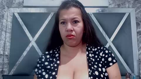 Snapshot of sandraclarkx69 chatting on December 2024 11:06:01 AM sandraclarkx69 online show from December 2024 11:06:01 AM