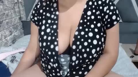 Snapshot of sandraclarkx69 chatting on February 2025 10:57:01 AM sandraclarkx69 online show from February 2025 10:57:01 AM