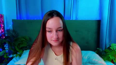 Snapshot of sandrawarren chatting on May 2026 07:25:01 AM Sandra online show from May 2026 07:25:01 AM